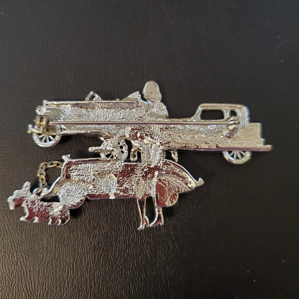 Vintage Style Silver-tone Brooch with Cars and Lady